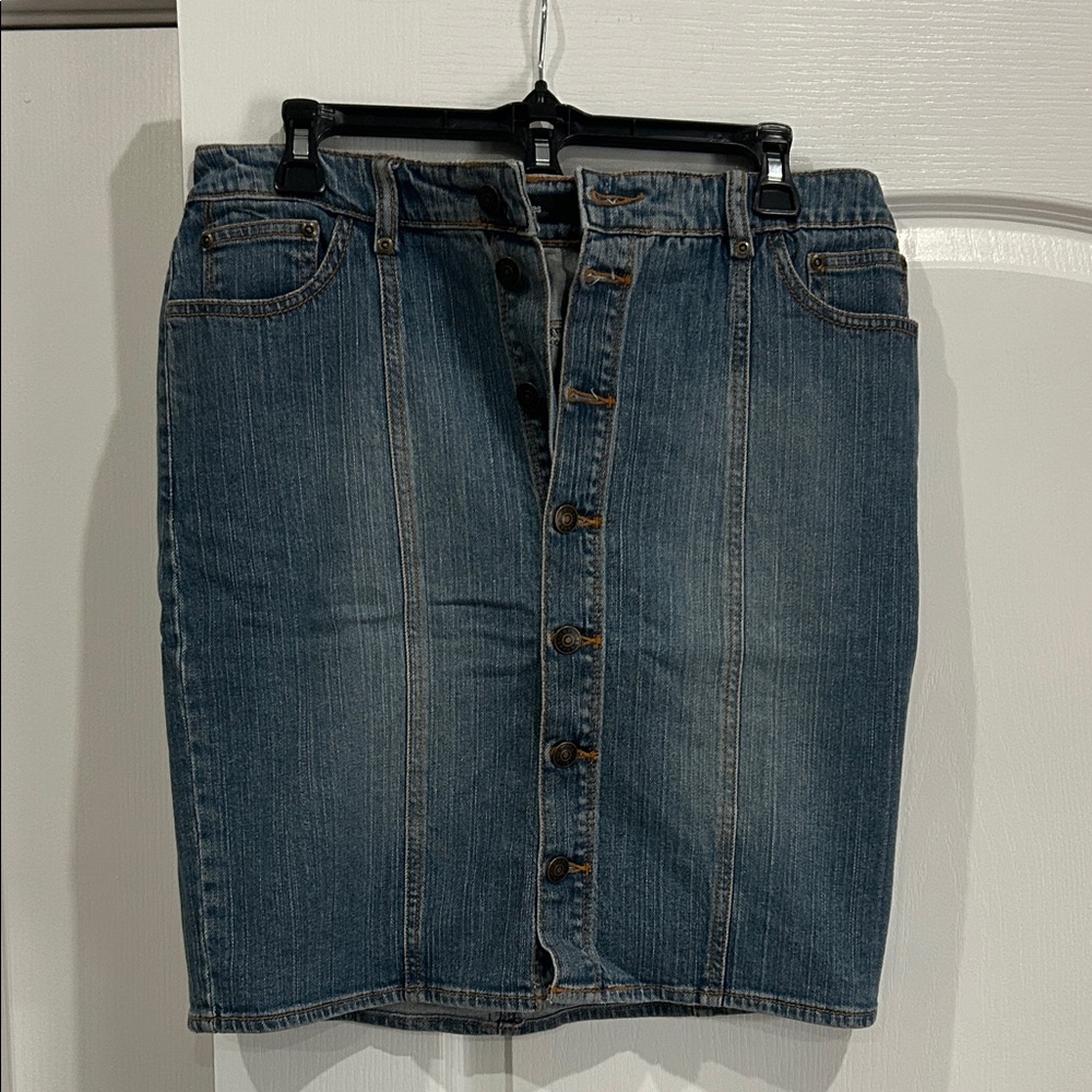 Daisy Fuentes Classic Blue Button-Front Pencil Skirt